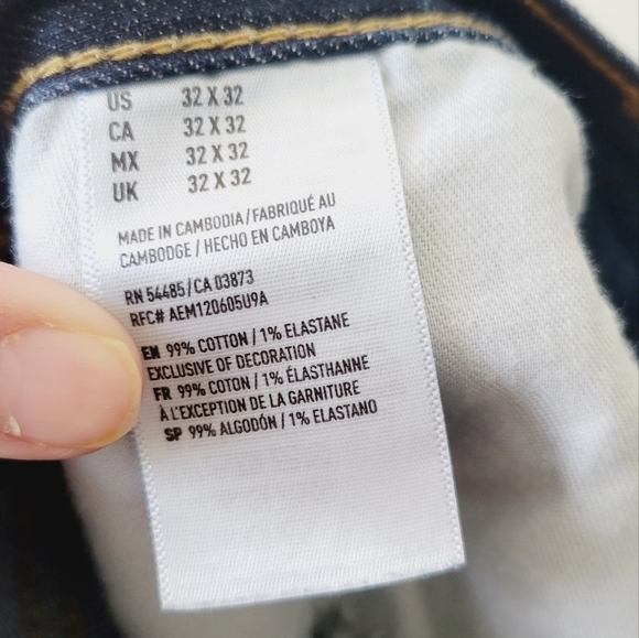 Man's American Eagle dark blue skinny jeans size 32"x32" - Picture 2 of 6